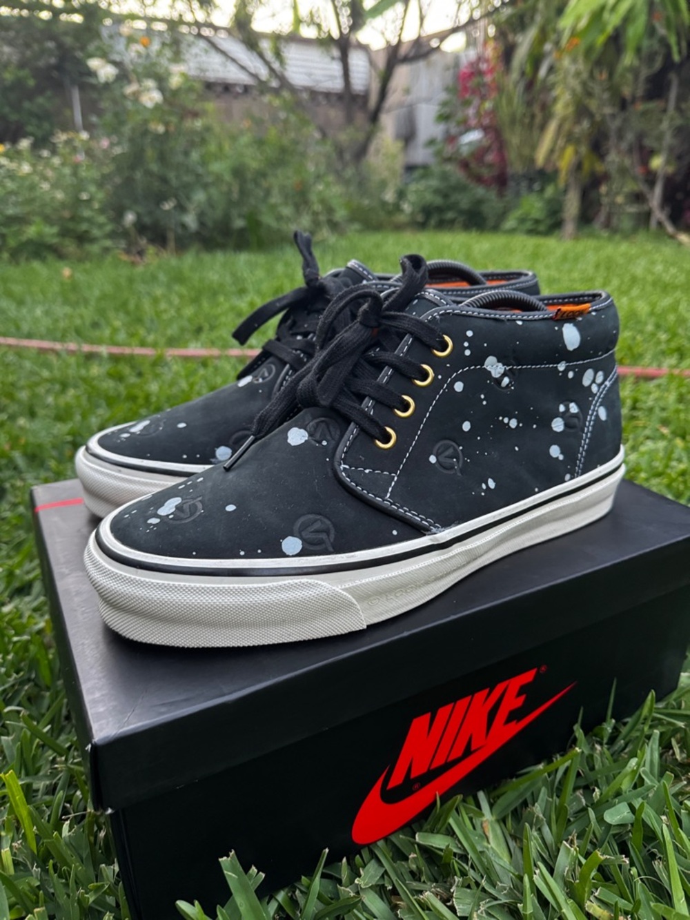 Vans x LQQK Studio - OG Chukka Boot LX - Circle V splatter black
(M 9 / W 10.5)